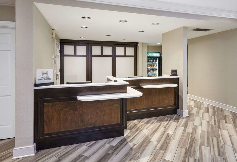 فندق Homewood Suites By Hilton Indianapoliskeystone Crossing