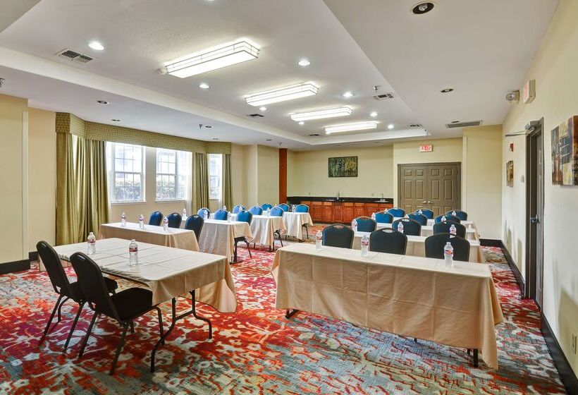 فندق Homewood Suites By Hilton Longview