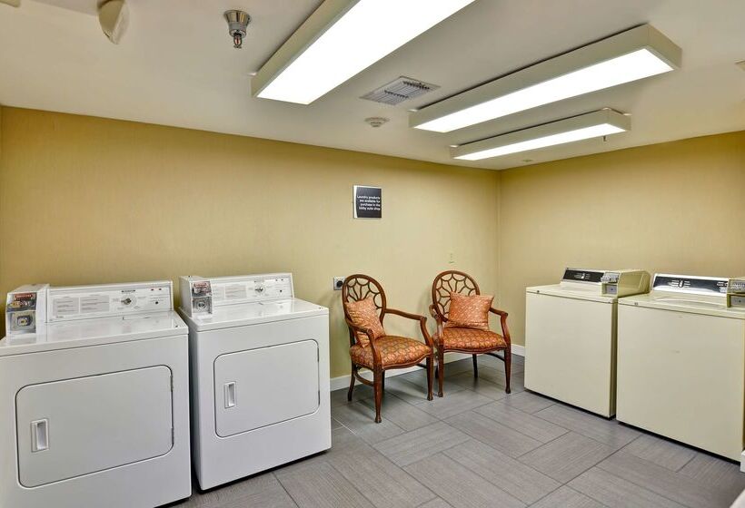 فندق Homewood Suites By Hilton Longview