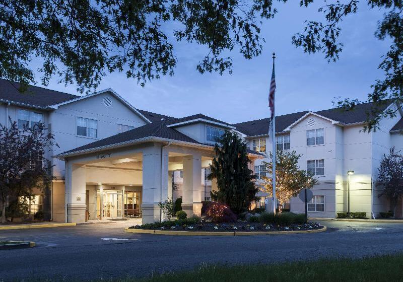 هتل Homewood Suites By Hilton Newarkcranford