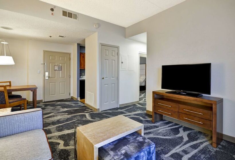ホテル Homewood Suites By Hilton Phoenixbiltmore