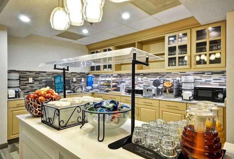 ホテル Homewood Suites By Hilton Phoenixbiltmore