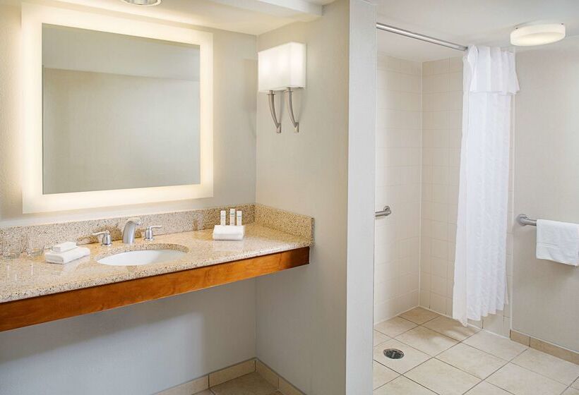 هتل Homewood Suites By Hilton Raleigh/cary