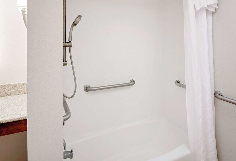 هتل Homewood Suites By Hilton Raleigh/cary