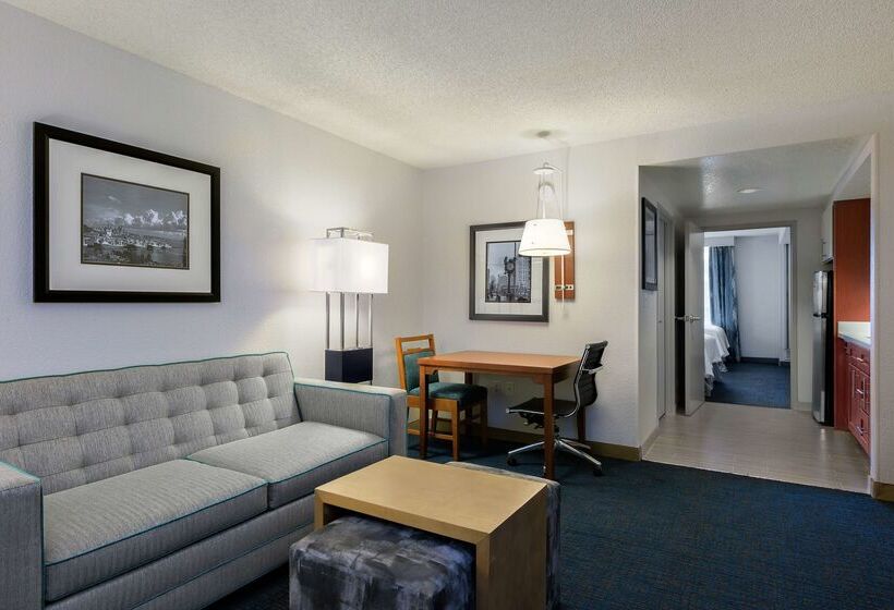 ホテル Homewood Suites By Hilton Seattle Downtown