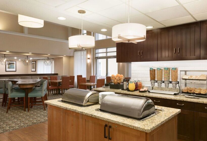 호텔 Homewood Suites Toledo Maumee