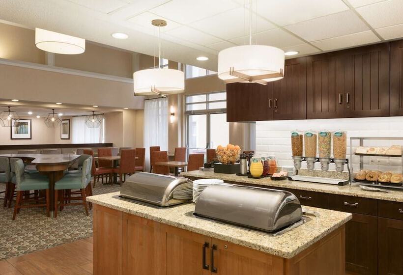 호텔 Homewood Suites Toledo Maumee