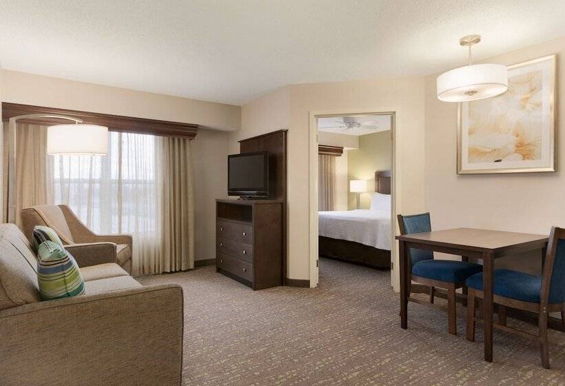 هتل Homewood Suites Toledo Maumee