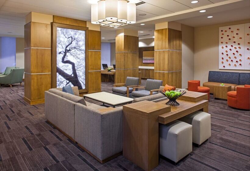 Отель Hyatt Place New Orleans Convention Center