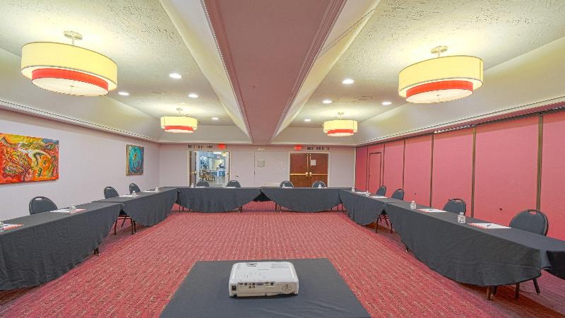 호텔 Indigo St Petersburg Downtown