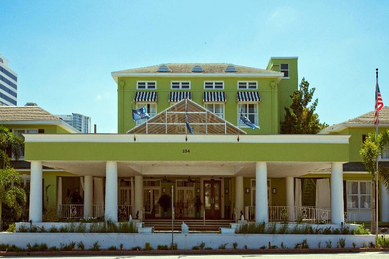 호텔 Indigo St Petersburg Downtown