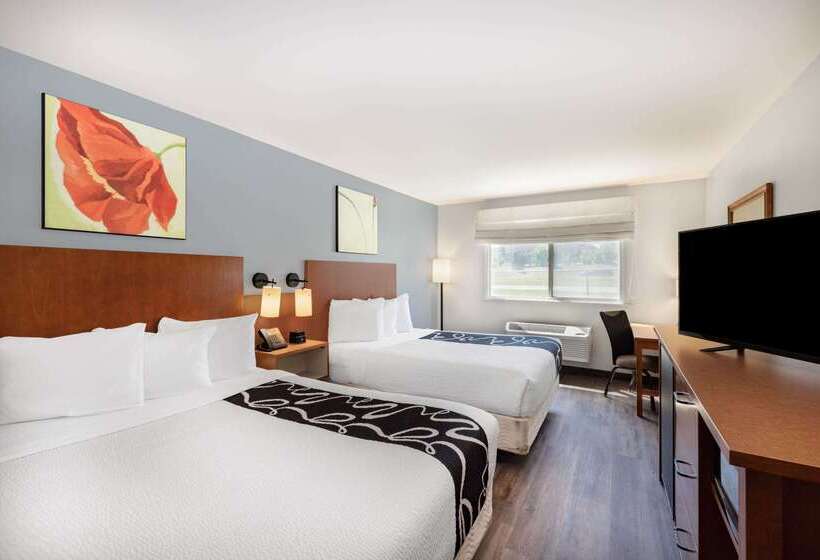 هتل La Quinta By Wyndham Helena