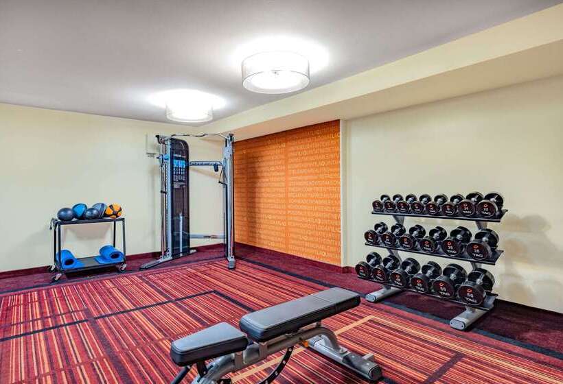 هتل La Quinta By Wyndham Helena