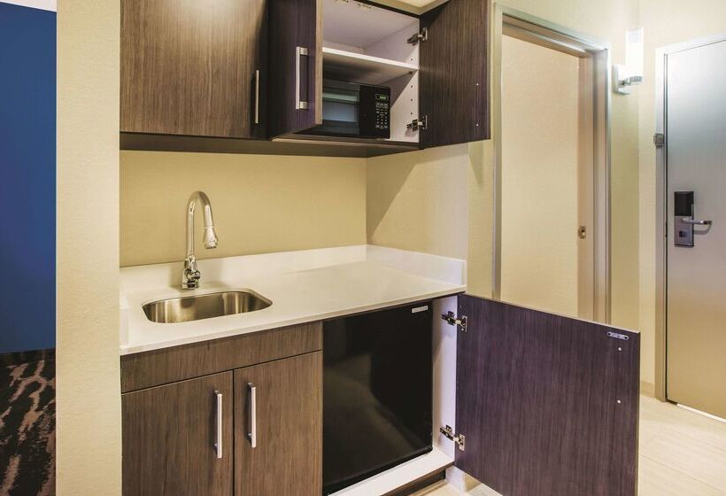 فندق La Quinta By Wyndham Kokomo