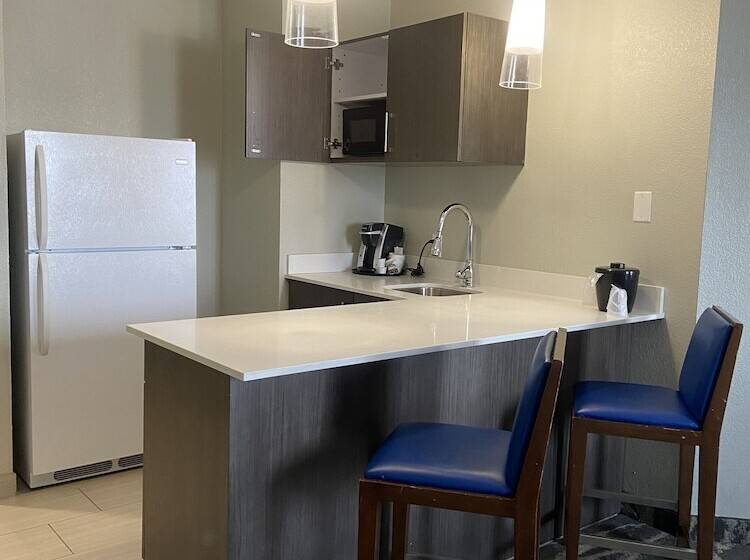 فندق La Quinta By Wyndham Kokomo