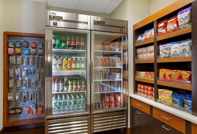 هتل La Quinta By Wyndham Springfield