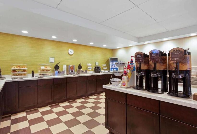 هتل La Quinta By Wyndham Springfield