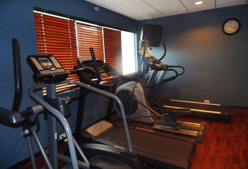 فندق Lakeside Resort & Conference Center