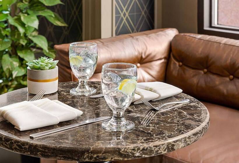 Magnolia Hotel Denver, A Tribute Portfolio