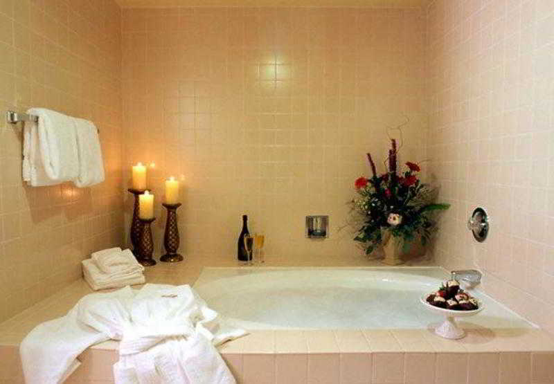 酒店 Marriott Riverside At The Convention Center