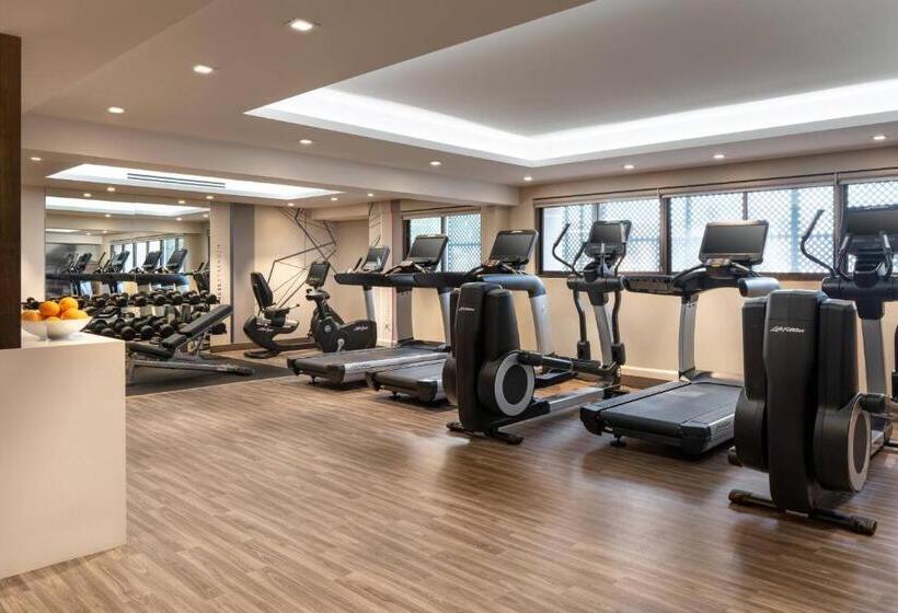 בית מלון כפרי Marriott Riverside At The Convention Center