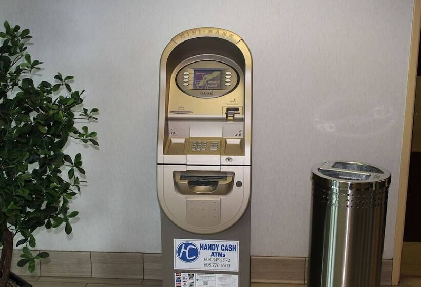 هتل Fairfield By Marriott Inn & Suites Madison South