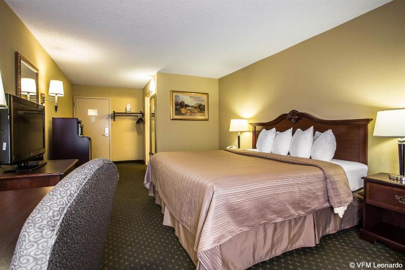 فندق Quality Inn At The Park