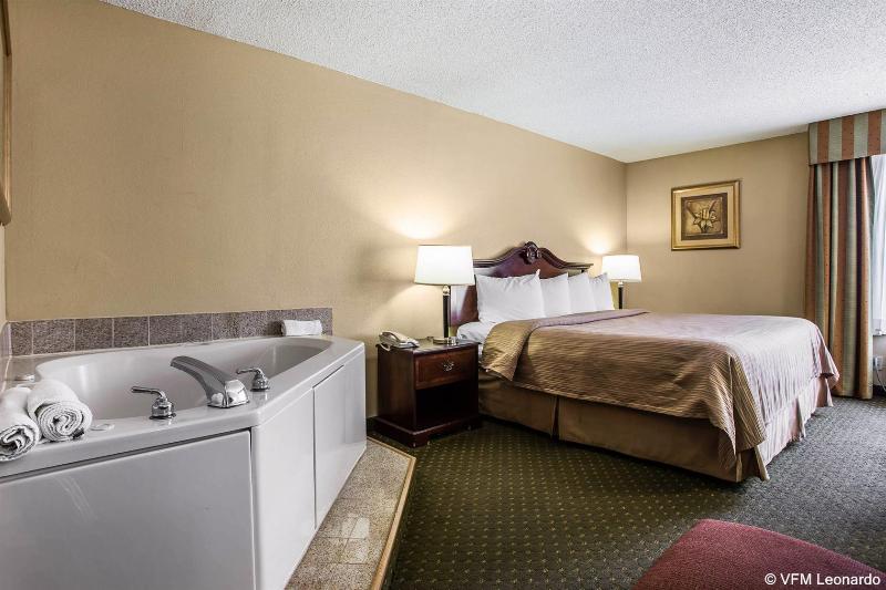 فندق Quality Inn At The Park