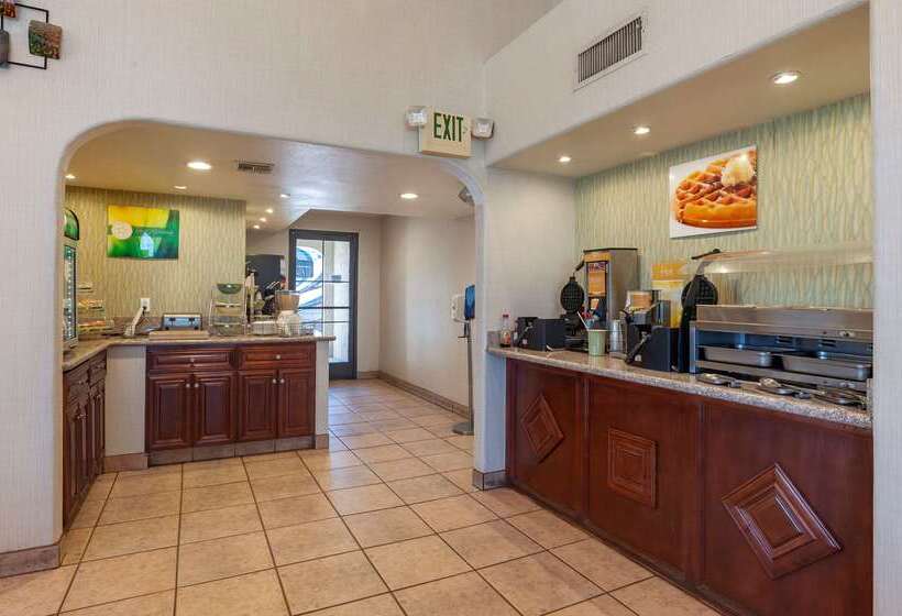 בית מלון כפרי Quality Inn Blythe I10