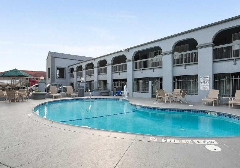 ホテル Quality Inn Clute Freeport