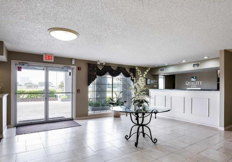 ホテル Quality Inn Clute Freeport