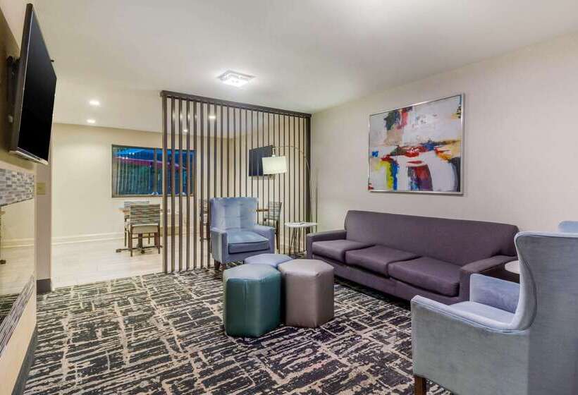 فندق Quality Inn