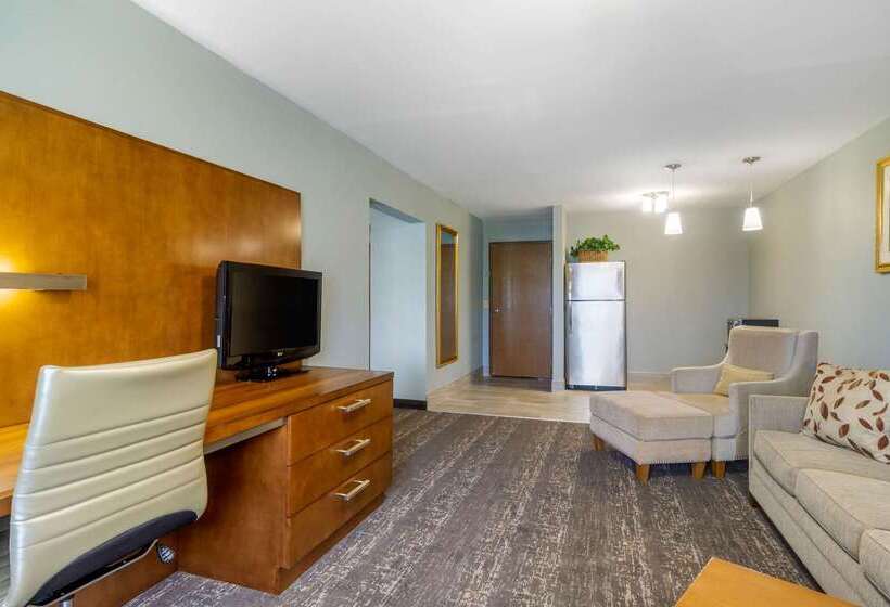 فندق Quality Inn