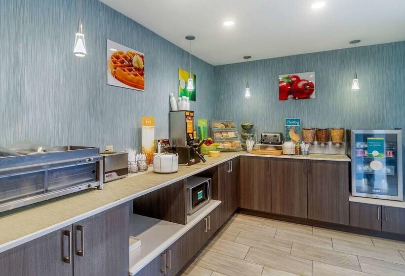 בית מלון כפרי Quality Inn