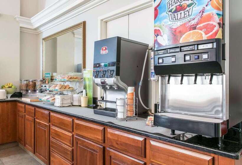 فندق Quality Inn Festus