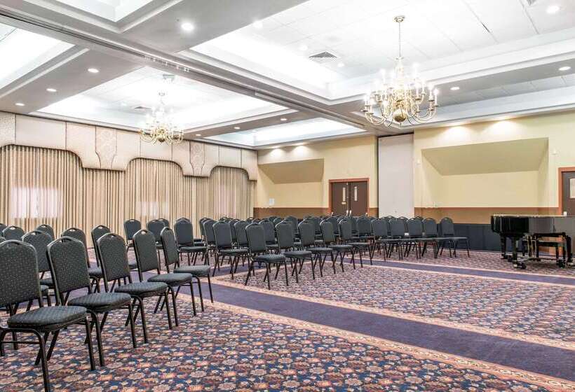 فندق Quality Inn Festus