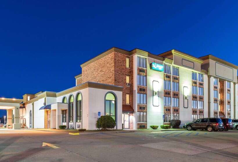 فندق Quality Inn Festus