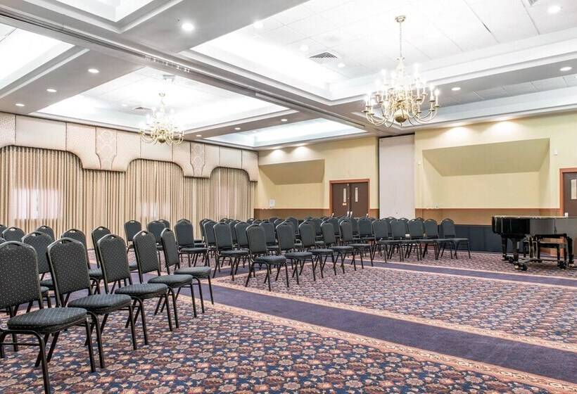 فندق Quality Inn Festus