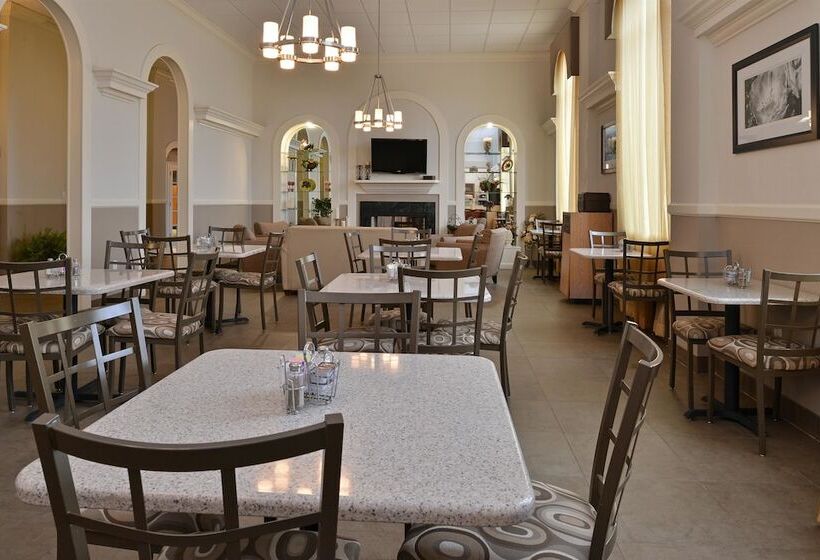 فندق Quality Inn Festus