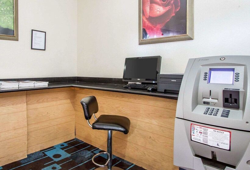 هتل Quality Inn Near Downtown Tucson