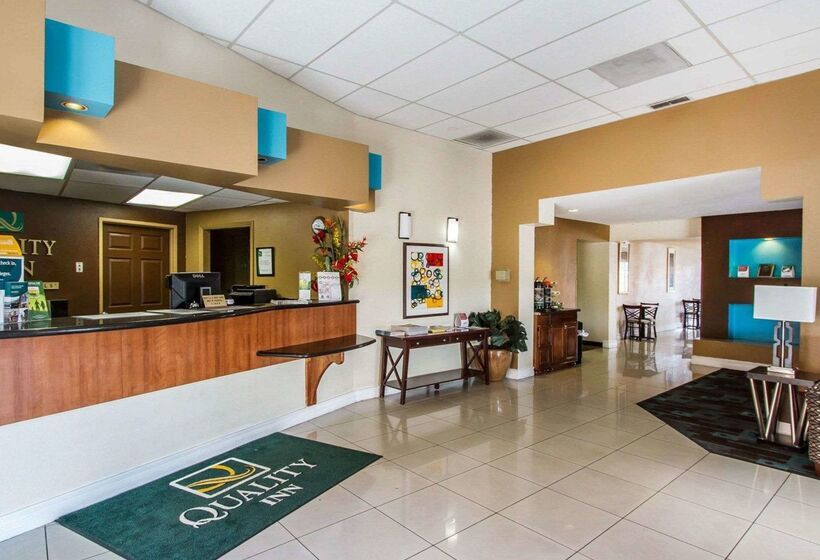 هتل Quality Inn Near Downtown Tucson
