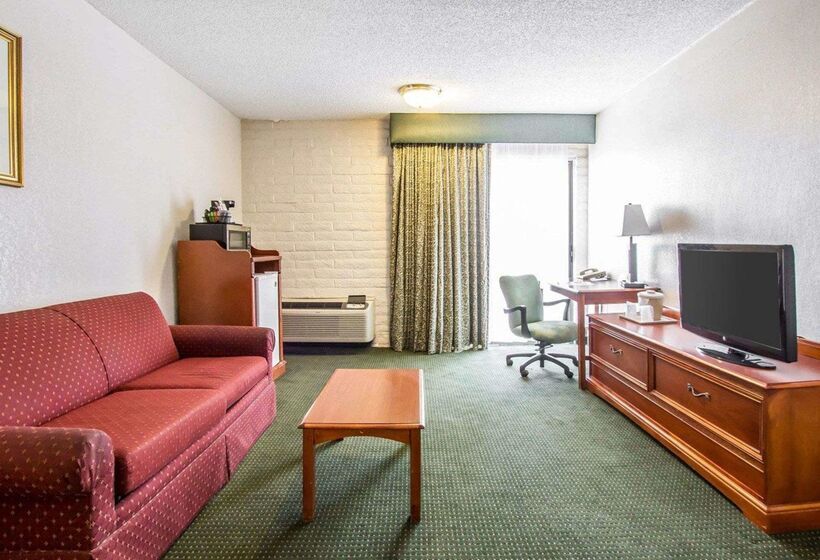 هتل Quality Inn Near Downtown Tucson