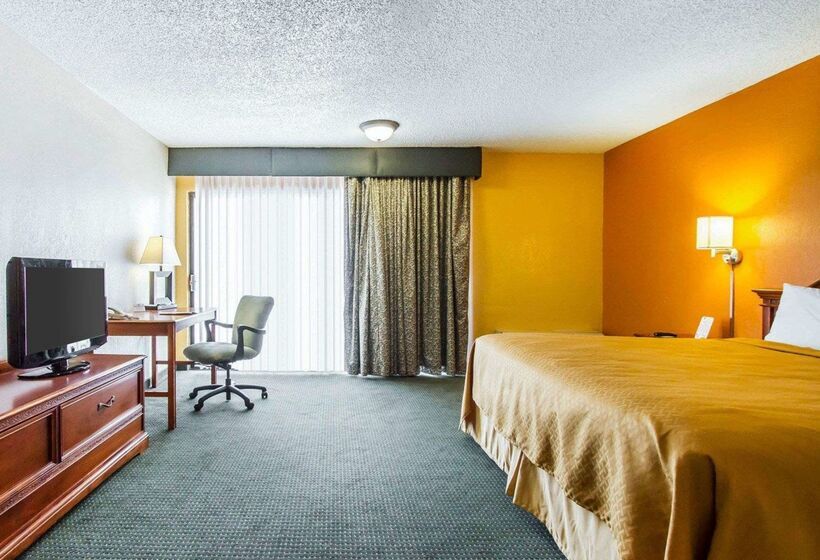 هتل Quality Inn Near Downtown Tucson