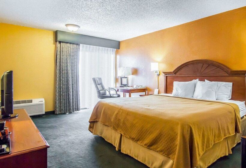 هتل Quality Inn Near Downtown Tucson