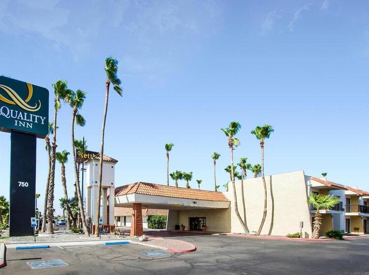 هتل Quality Inn Near Downtown Tucson