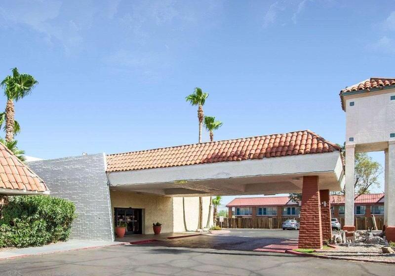 هتل Quality Inn Near Downtown Tucson