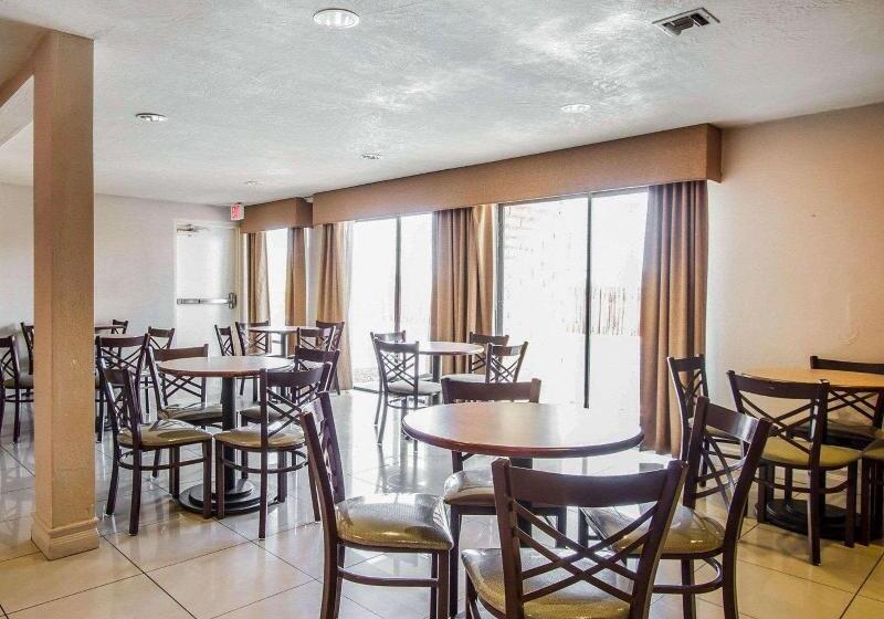 هتل Quality Inn Near Downtown Tucson