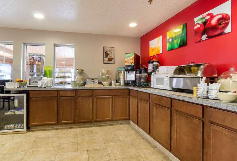 호텔 Quality Inn Osceola