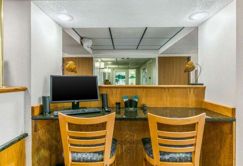 Отель Quality Inn Near Monument Health Rapid City Hospital