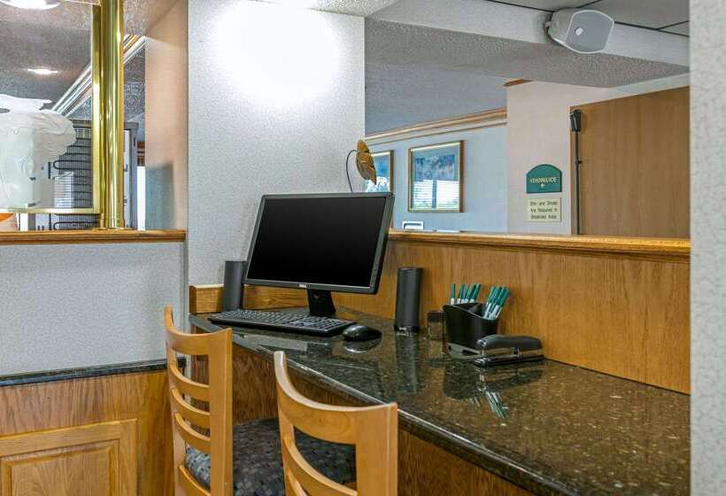 Отель Quality Inn Near Monument Health Rapid City Hospital